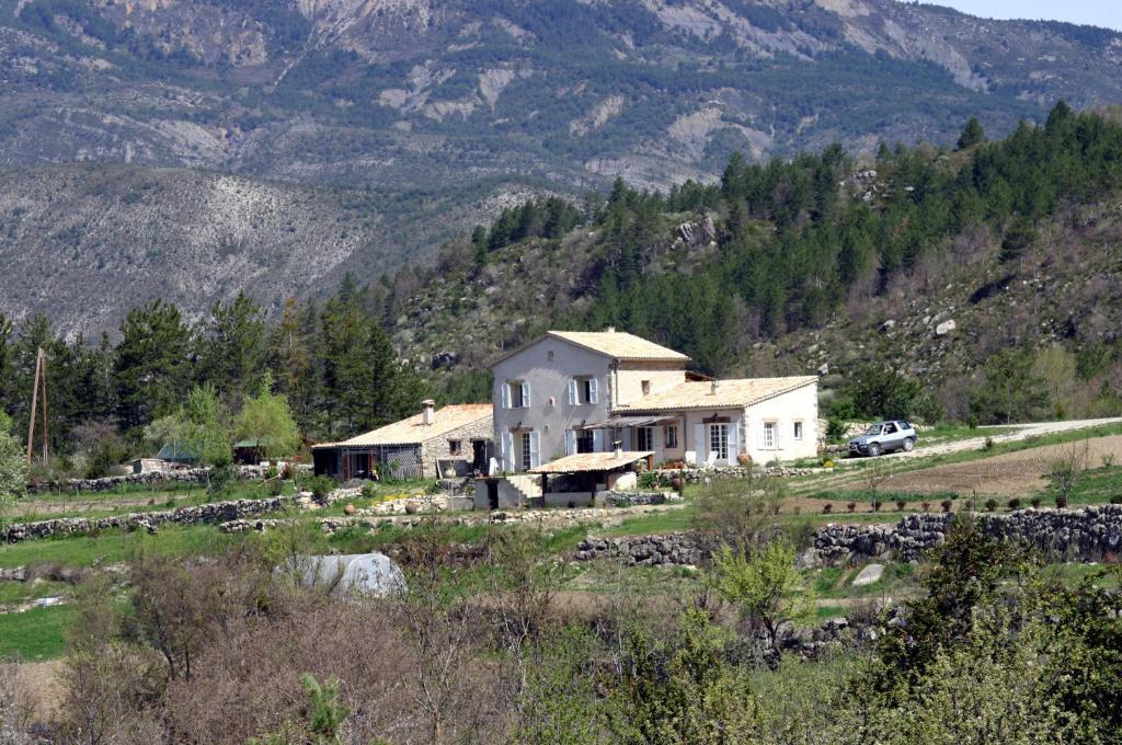 Les Hauts De L'Escoulaou Castellane Room photo