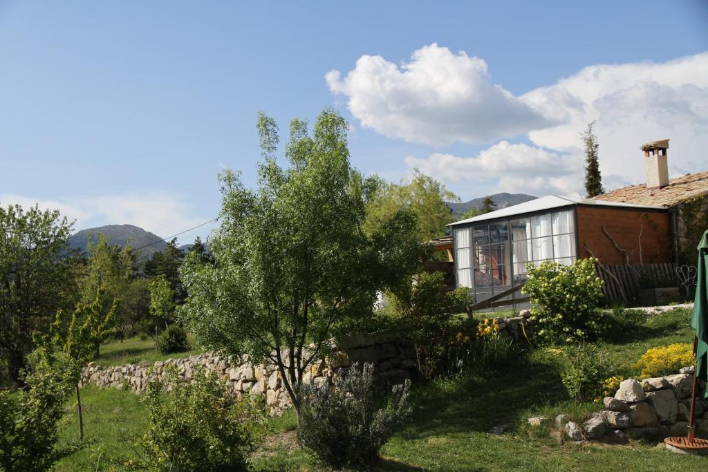 Les Hauts De L'Escoulaou Castellane Room photo