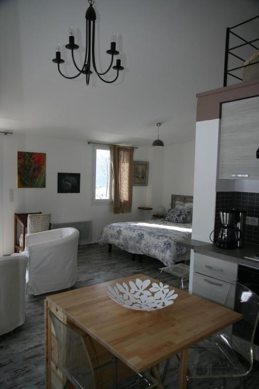 Les Hauts De L'Escoulaou Castellane Room photo